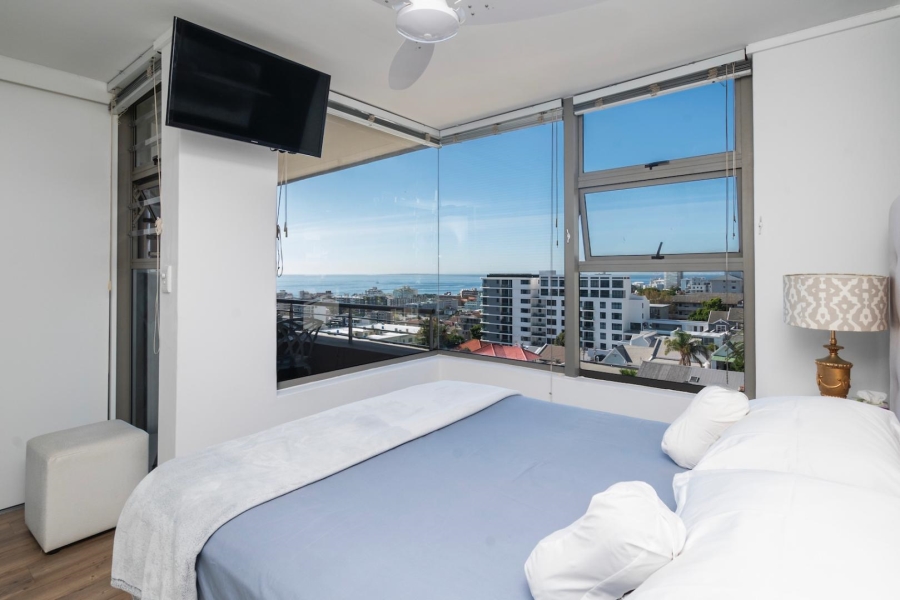 2 Bedroom Property for Sale in Sea Point Western Cape